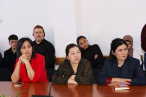 Между Бишкекским государственным университетом имени К. Карасаева и Национальной библиотекой Кыргызской Республики имени А. Осмонова подписан меморандум о сотрудничестве