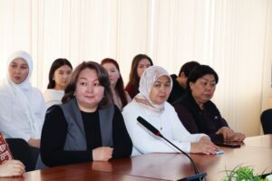 Между Бишкекским государственным университетом имени К. Карасаева и Национальной библиотекой Кыргызской Республики имени А. Осмонова подписан меморандум о сотрудничестве